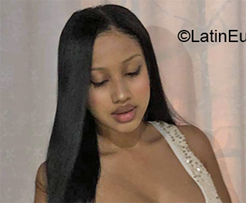 Date this attractive Colombia girl Fernanda from Buenaventura CO28019