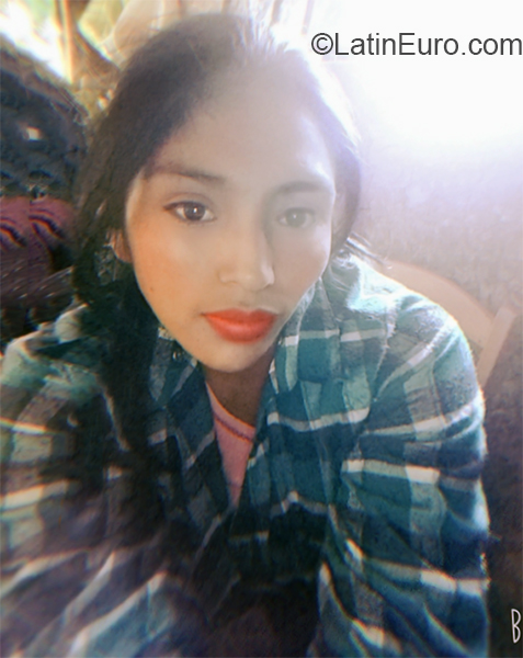 Date this hard body Peru girl Chaska from Apurimac PE1617