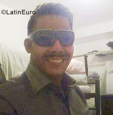 Date this voluptuous Venezuela man Jean carrlos from Caracas VE3374