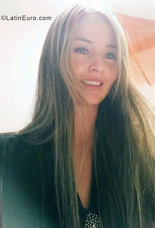Date this fun Colombia girl Valentina from Bogota CO28228