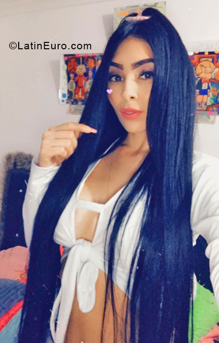 Date this exotic Colombia girl Saritha from Medellin CO28230