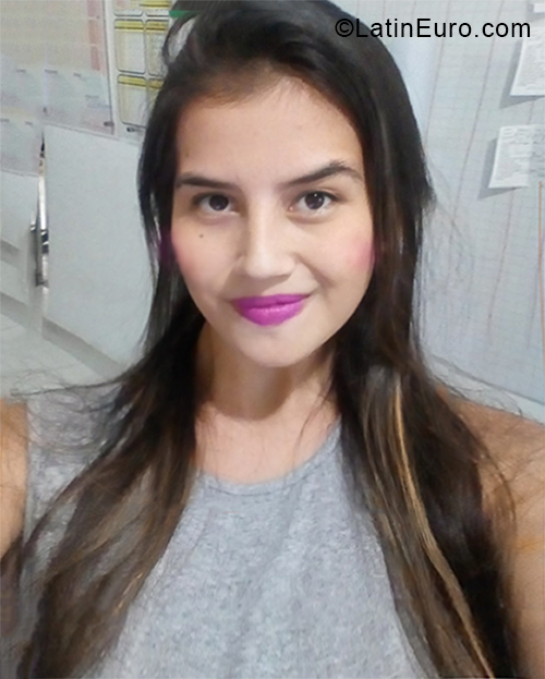 Date this fun Colombia girl Leila from Cucuta CO28252