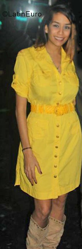 Date this georgeous Venezuela girl Aiskel from Caracas VE3406