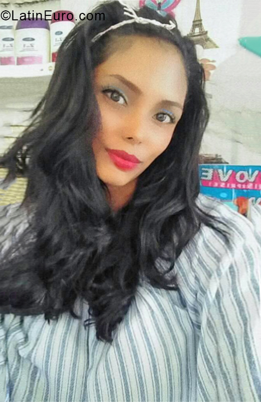 Date this tall Venezuela girl Rosa from Portuguesa VE3418