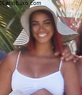 Date this georgeous Cuba girl Eliany from Havana CU718