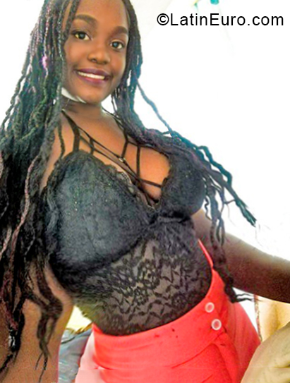 Date this stunning Colombia girl Melissa from Cali CO28444