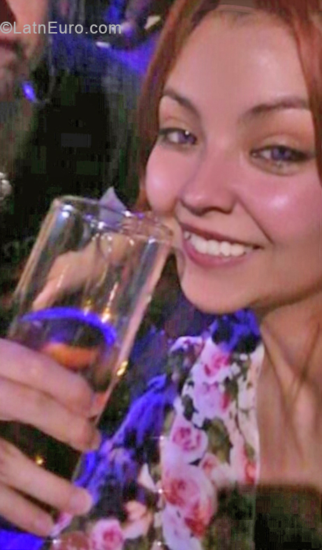 Date this beautiful Argentina girl Cindy from Cordoba AR529