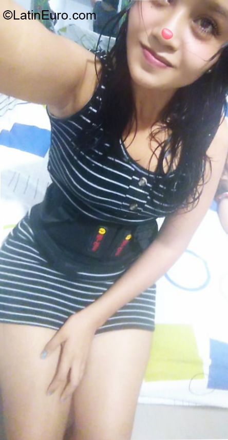 Date this passionate Peru girl Juliana from Pucallpa PE1668