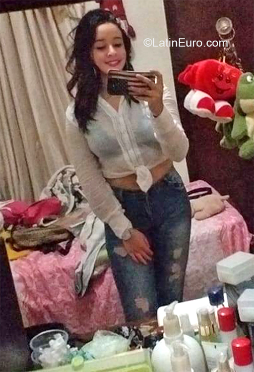 Date this delightful Colombia girl Maria from Medellin CO28606