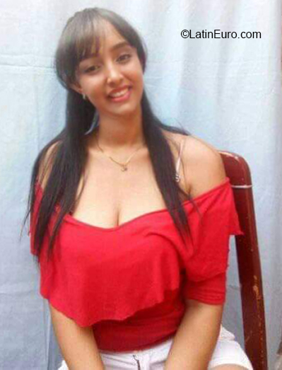 Date this hard body Venezuela girl Yose maria from Valencia VE3497