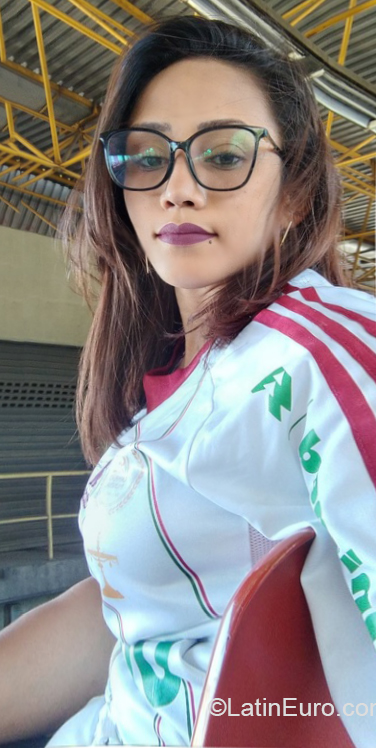 Date this georgeous Brazil girl V from Rio De Janeiro BR11241