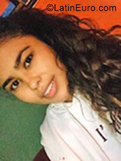 Date this hard body Panama girl Gladys from Panama PA1235