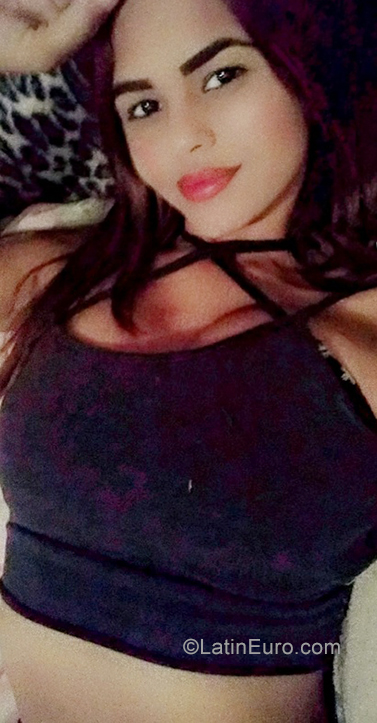 Date this funny Venezuela girl Yuleiny from Maracaibo VE3568