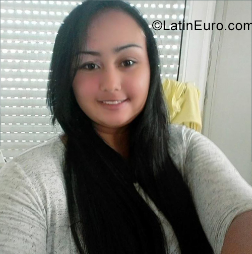 Date this funny Colombia girl Estefana from Santa Marta CO29164