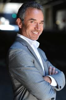 Date this hot United States man Doug from Los Angeles US21163