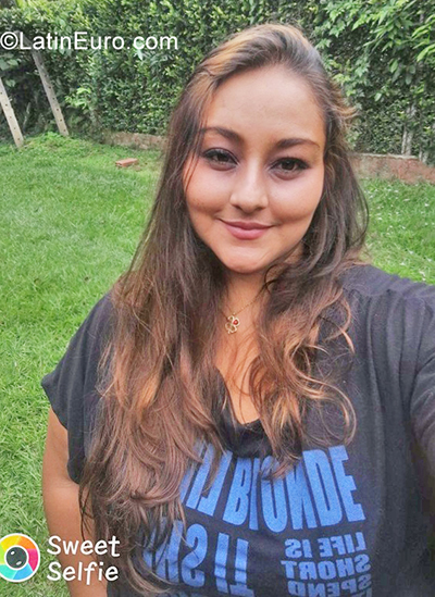 Date this sultry Colombia girl Anghie from Bogota CO29765