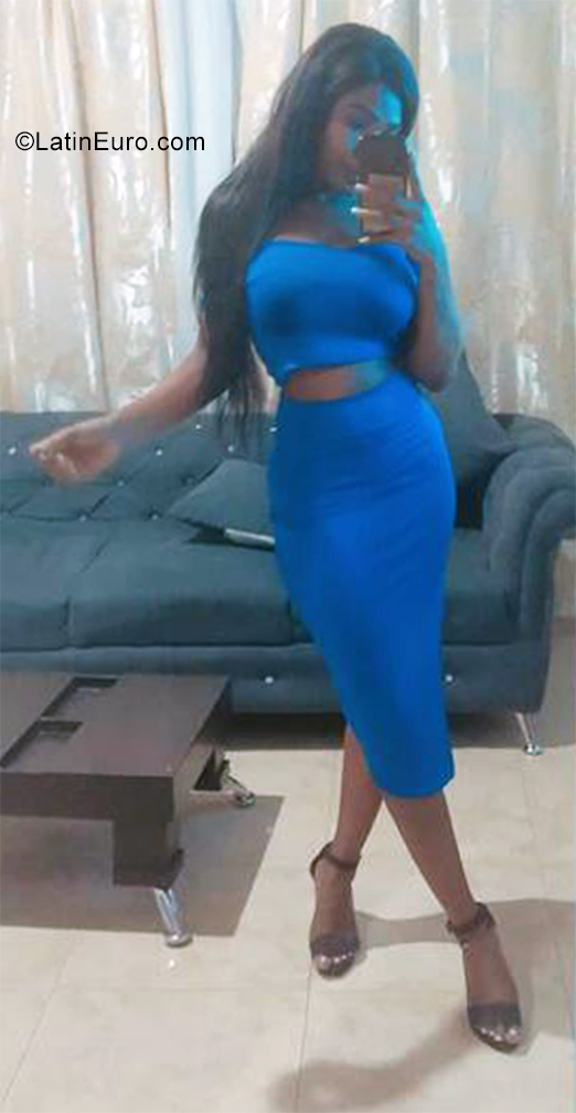 Date this funny Colombia girl Fabiana from Cali CO29781