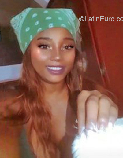 Date this happy Colombia girl Alejandra from Cali CO29802