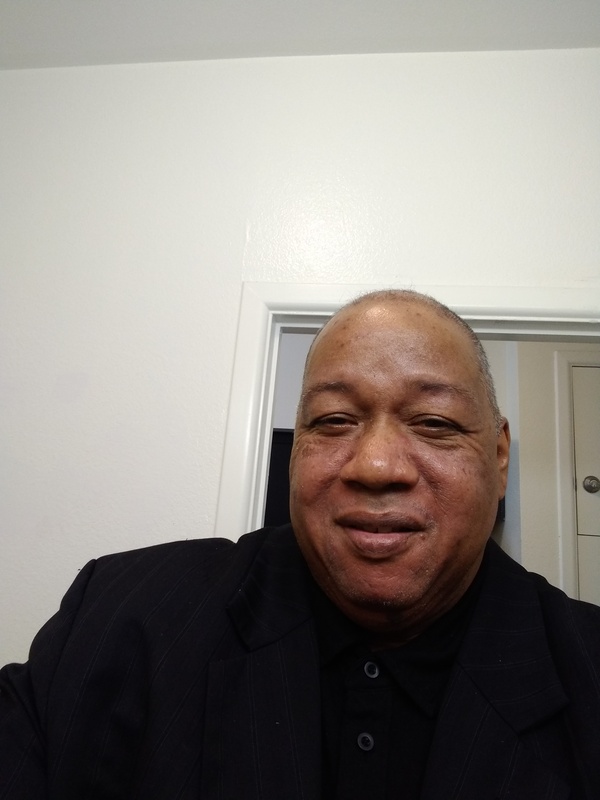 Date this nice looking United States man James from Houston US21204