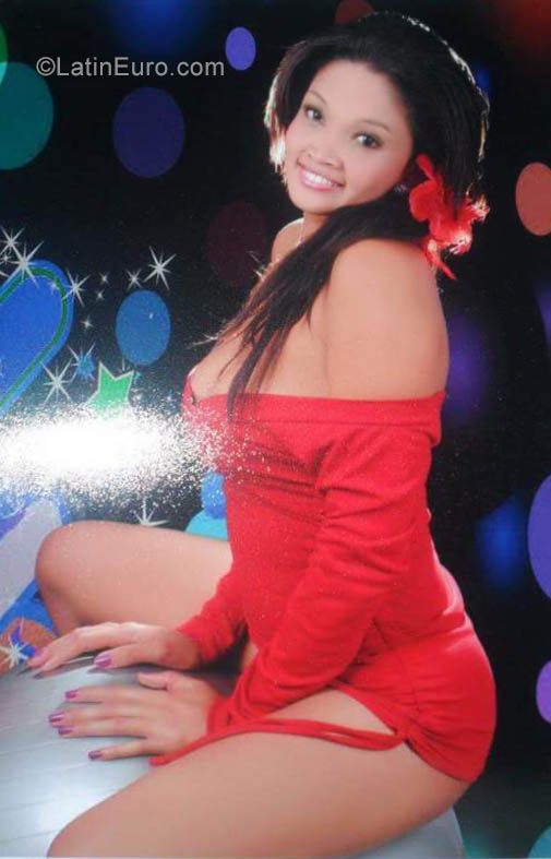 Date this pretty Colombia girl Marcy from Cartagena CO29905