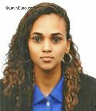 Date this hard body Dominican Republic girl Danna from Santo Domingo DO39652