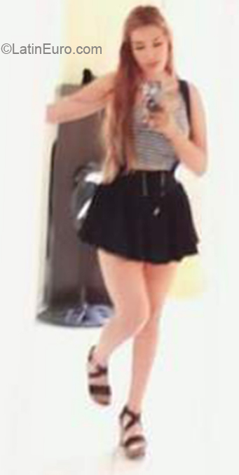 Date this tall Peru girl Jackeline from Tacna PE1879
