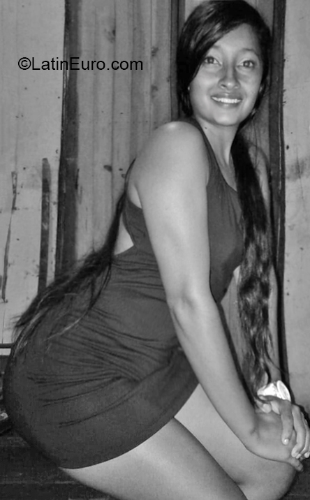 Date this sensual Colombia girl Maria Camila from Pereira CO29988