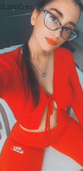 Date this hot Colombia girl Camila G from Cali CO33299