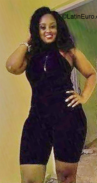 Date this good-looking Dominican Republic girl Karen from San Pedro De Macoris DO39735
