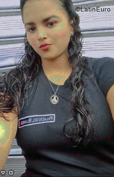 Date this fun Venezuela girl Crismar from San Carlos VE3942