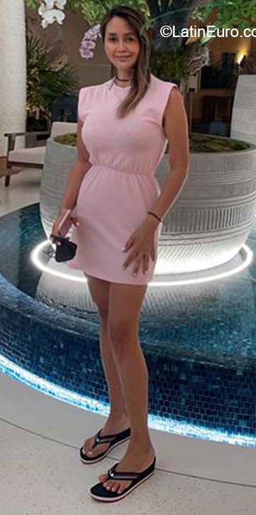 Date this georgeous Colombia girl Jules from Medellin CO30265