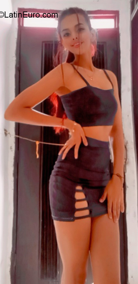 Date this happy Colombia girl Marly ospina from Pereira CO30284