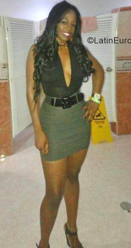 Date this beautiful Colombia girl Johanna from Cali CO30362