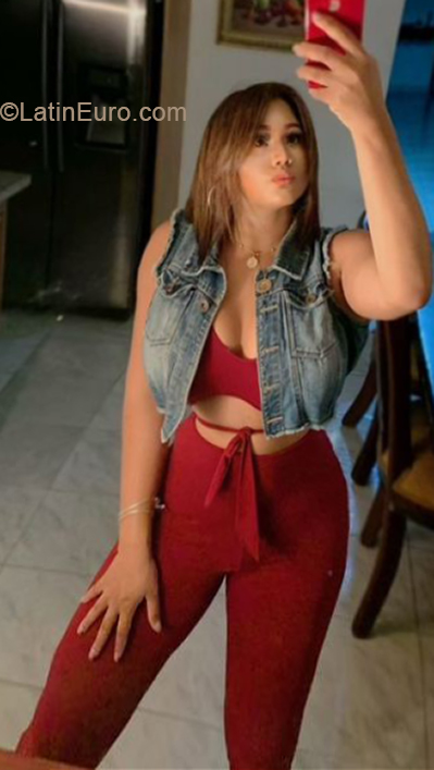 Date this pretty Dominican Republic girl Pris from Puerto Plata DO39922