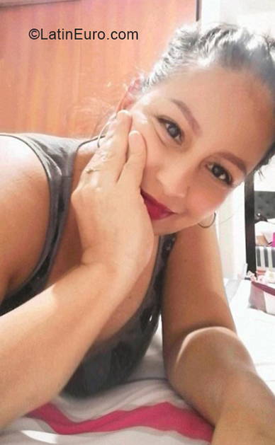 Date this sensual Colombia girl Maribel marin r from Cali CO30406