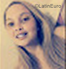 Date this happy Venezuela girl Susana from Puerto la Cruz VE3984