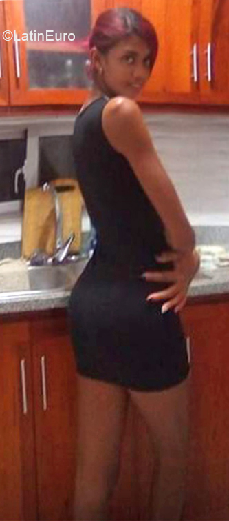 Date this delightful Dominican Republic girl Ana from Santo Domingo DO39972