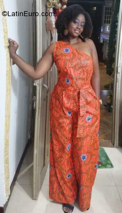 Date this lovely Colombia girl Leydi from Cali CO30479