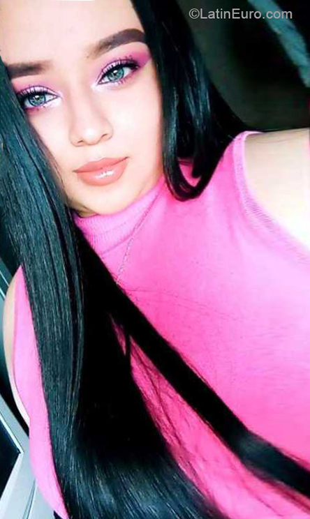Date this gorgeous Costa Rica girl Jennifer from San Jose CR469