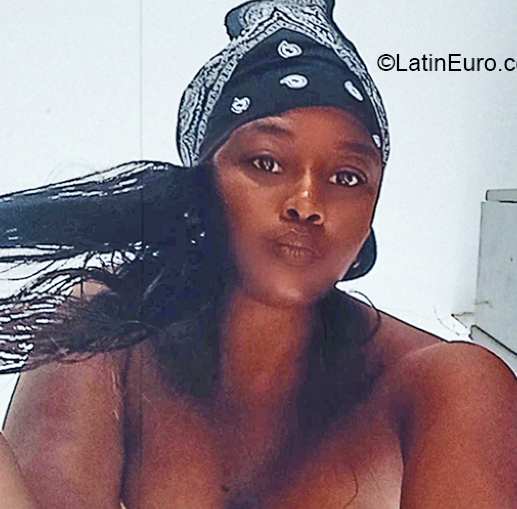 Date this young Colombia girl Maria from Cali CO30525