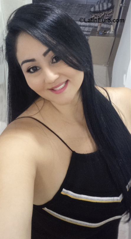 Date this exotic Colombia girl Ginita garca from Barranquilla CO30548