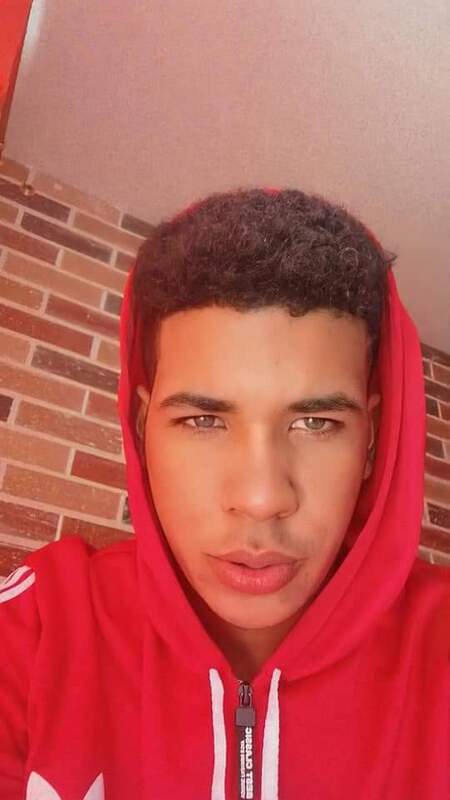 Date this foxy Colombia man Gabriel from Medellín CO30603