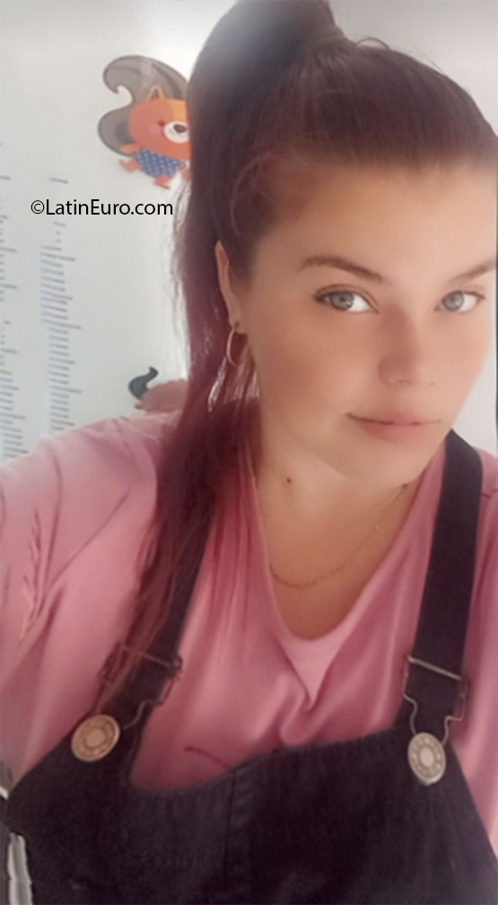 Date this nice looking Colombia girl Meral from Cucuta CO30660