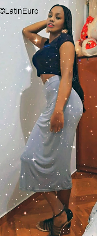 Date this gorgeous Colombia girl Yady from Bogota CO30635