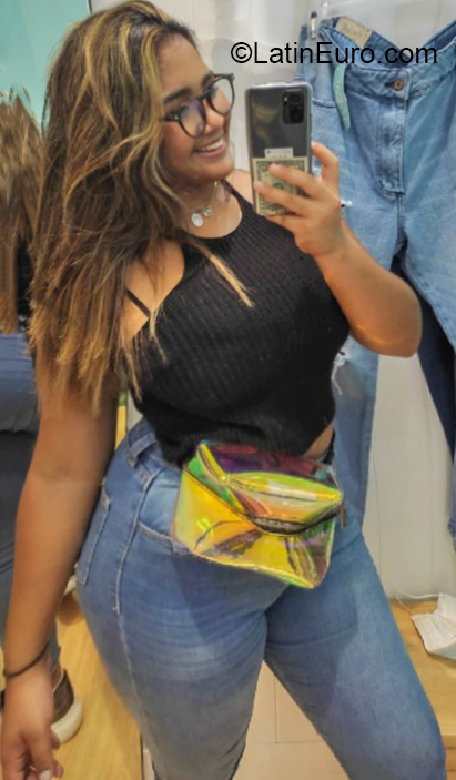 Date this voluptuous Colombia man Herman from Funza CO30645