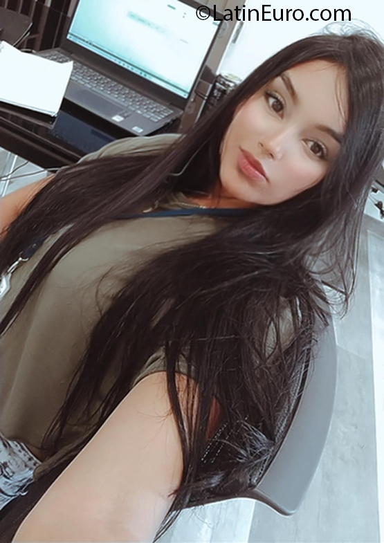 Date this lovely Colombia girl Valentina from Medellin CO30716