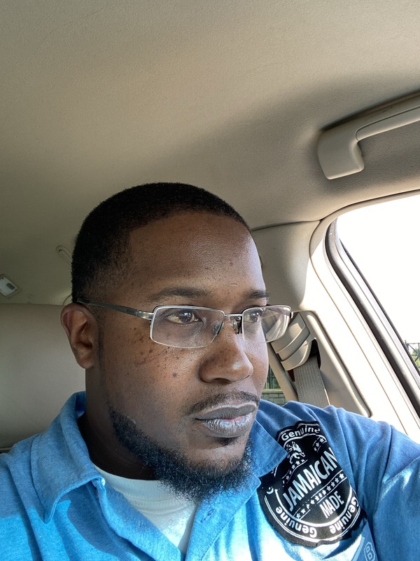 Date this tall United States man Konya from Kansas City US21394