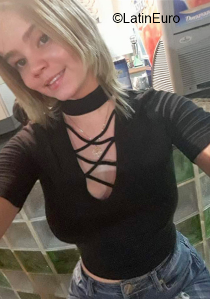 Date this attractive Peru girl Sophi from Lima PE1917