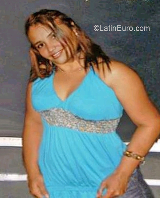 Date this nice looking Venezuela girl Josefina G from Bolivar VE4060