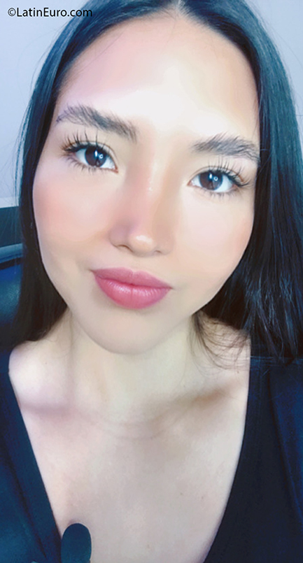 Date this georgeous Argentina girl Gabi from Salta AR793